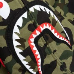 1st Camo Shark Full Zip Hoodie - Green -Feature store 1st Camo Shark Full Zip Hoodie M Green 001ZPJ801009MGRN 12 07 23 Feature KN 7