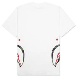 Feature store -Feature store 1st Camo Side Shark Tee White Green 001TEJ801018MWH 08 25 23 Feature KN 4