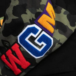 1st Camo Swarovski Shark Full Zip Hoodie - Black -Feature store 1st Camo Swarovski Shark Full Zip Hoodie Black 001ZPK701009M BLK 08 11 25 Feature KN 7