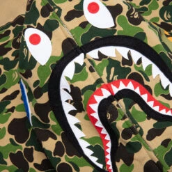 Abc Camo Shark Full Zip Hoodie - Green 11 Abc Camo Shark Full Zip Hoodie - Green -Feature store A Bathing Ape Abc Camo Shark Full Zip Hoodie Green 001ZPJ301007M 04 15 23 Feature KN 8