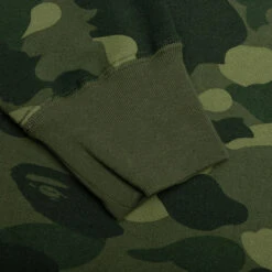 Color Camo Crystal Stone Relaxed Fit Crewneck - Green 11 Color Camo Crystal Stone Relaxed Fit Crewneck - Green -Feature store A Bathing Ape Color Camo Crystal Stone Relaxed Fit Crewneck Green 001SWI801008M GRN 01 03 23 Feature VR 8 2
