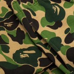 ABC Camo Shark Sweat Shorts - Green 10 ABC Camo Shark Sweat Shorts - Green -Feature store ABC Camo Shark Sweat Shorts Green 001SPK301001M GRN 04 24 24 Feature KN 7