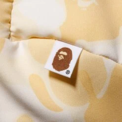 Valentine Chocolate Camo Ape Head Cushion - Ivory -Feature store ABathingApe ValentineChocolateCamoApeHeadCushioIVORY 001GDJ201003FIVY 4