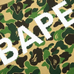 Abc Camo Crystal Stone Crewneck - Green 9 Abc Camo Crystal Stone Crewneck - Green -Feature store Abc Camo Crystal Stone Crewneck M Green 001SWJ801008MGRN 12 05 23 Feature VR 6