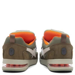 Flip STA M1 - Olive Drab -Feature store Flip STA M1 Olive Drab 001FWK801321M OLD 04 24 25 Feature VR 8