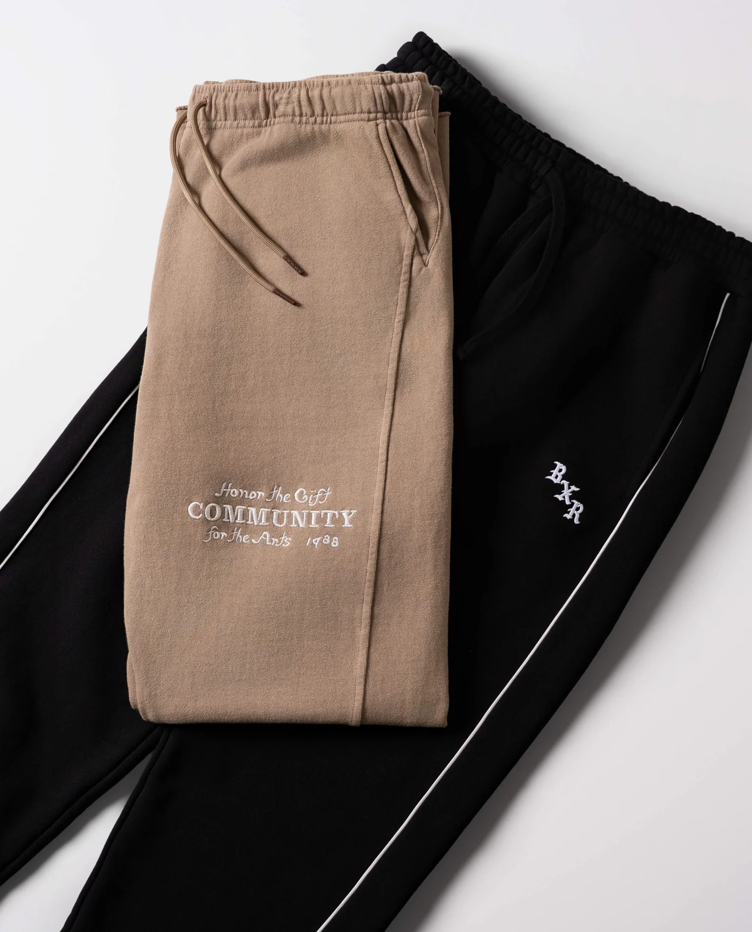 Feature store -Feature store Pants HP Category Block Desktop 1.5.26