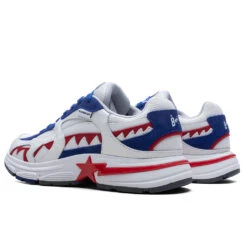 Shark STA UK M1 - White -Feature store Shark STA UK M1 White 001FWK201308M WHT 04 22 25 Feature KN 5