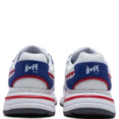 Shark STA UK M1 - White -Feature store Shark STA UK M1 White 001FWK201308M WHT 04 22 25 Feature KN 6