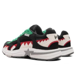 Shark STA United Arab Emirates M1 - Black 8 Shark STA United Arab Emirates M1 - Black -Feature store Shark STA United Arab Emirates M1 Black 001FWK201309M BLK 04 24 25 Feature KN 5